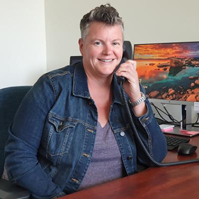 FEATURE STORY Dementia helpline.jpg