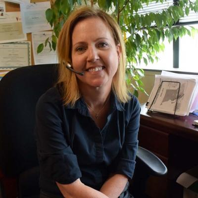 FEATURE STORY Helpline 886 x 495.jpg