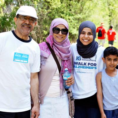 Family supporting the IG Wealth Management Walk for Alzheimer